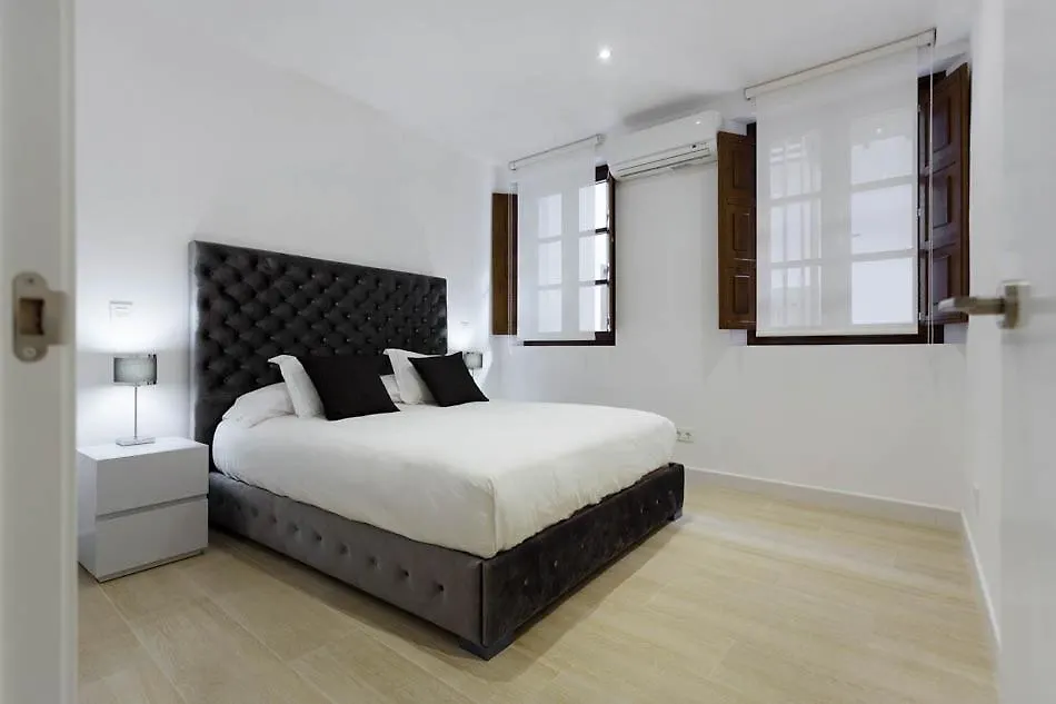 7 Ventanas Apartment Seville Spain